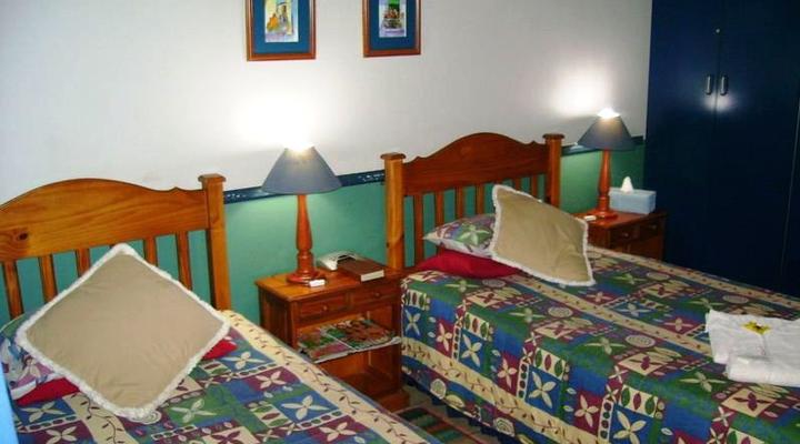 The Roost Guest Lodge