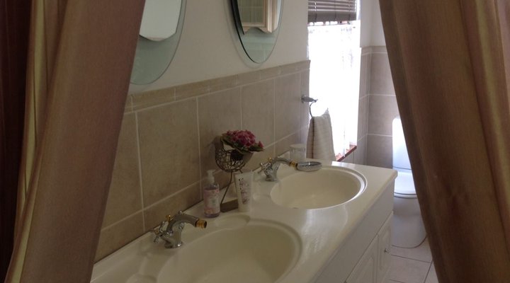 Montana Cape Guest House