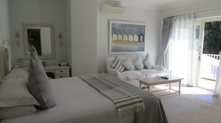 Constantia Valley Lodge