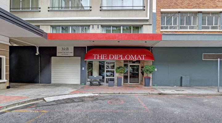 Diplomat 116