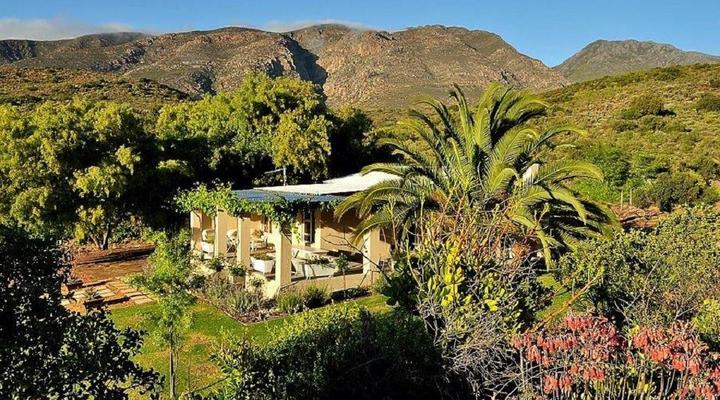 Badensfontein Cottages and Camping