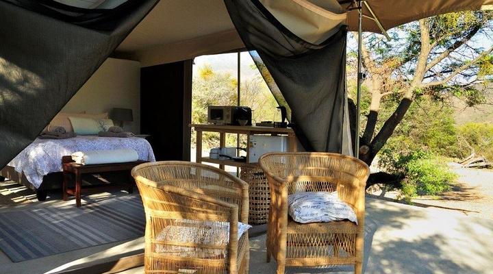 Badensfontein Cottages and Camping