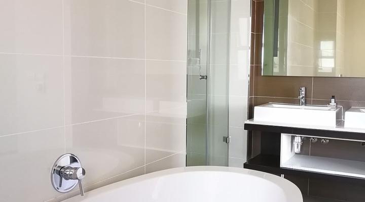 Crystal Towers 2 Bedroom