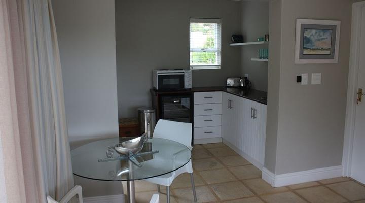 Beautiful Mountain-side Apartment