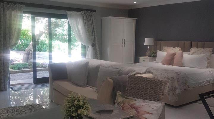 Meraki Country Manor 