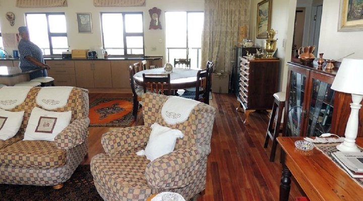 18A Eagles View House