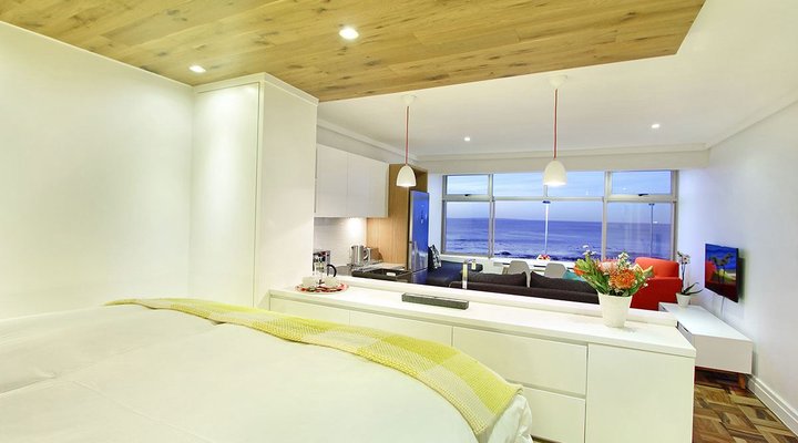 Afribode Paula's Sea Facing Studio 