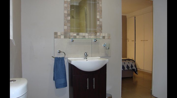 Tucked-Inn Guesthouse