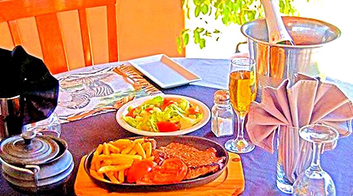 Kamanga Safari Lodge