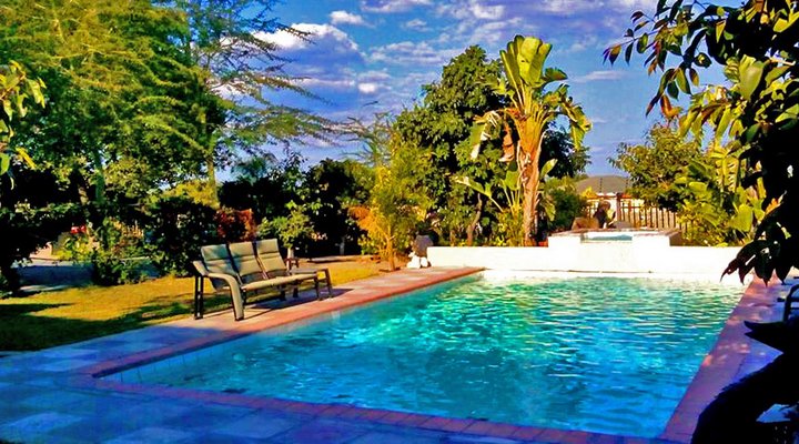 Senthaga Guest Lodge