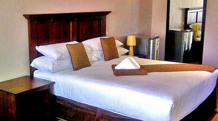 Senthaga Guest Lodge