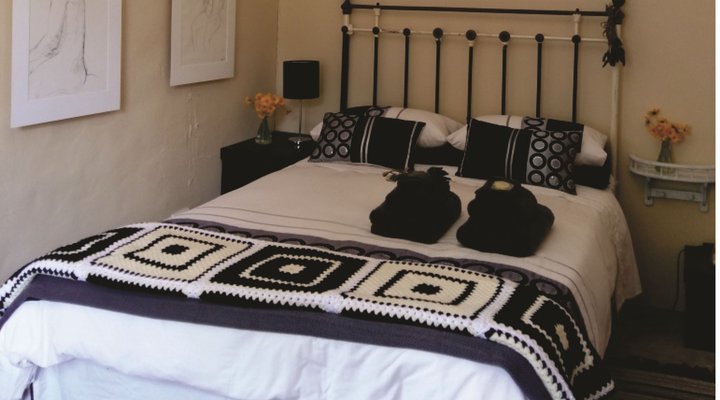 Muse - Artist's Retreat