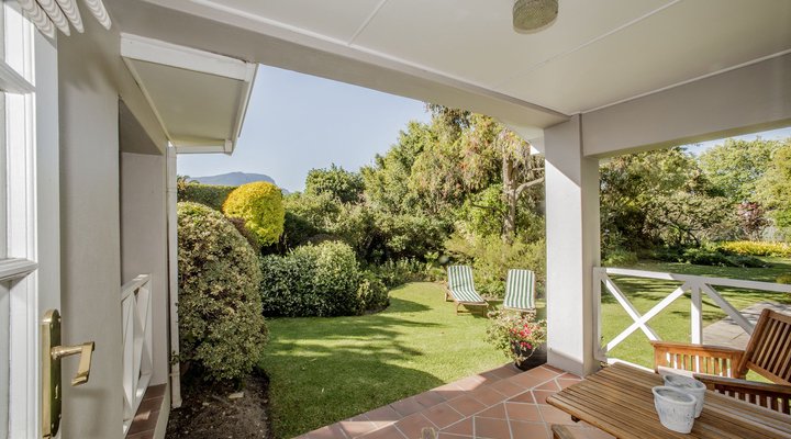 High Hedges Guesthouse