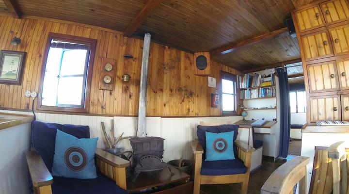Knysna Houseboat Myrtle