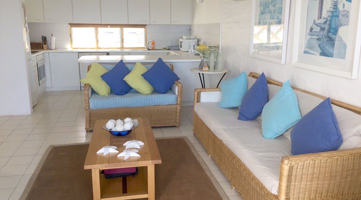 20 Akrotiri Santorini