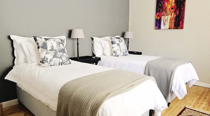 Daisy Darling Bed & Breakfast