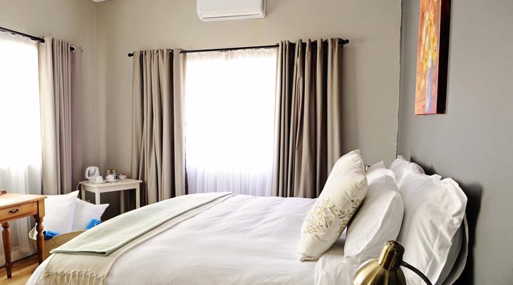 Daisy Darling Bed & Breakfast