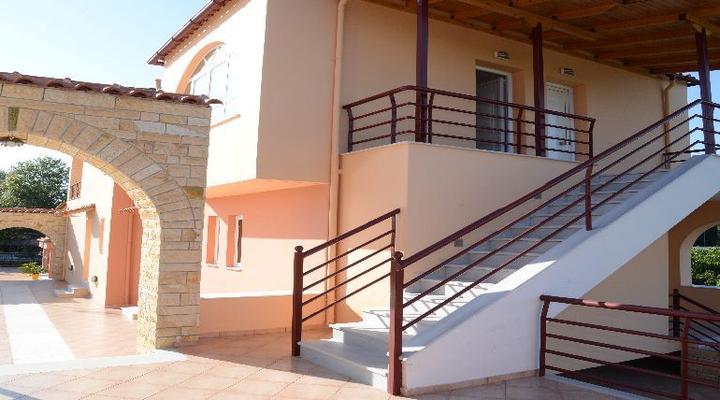 Maria's Filoxenia Suites