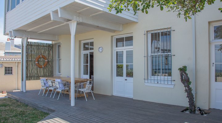 Fintimara Bay House