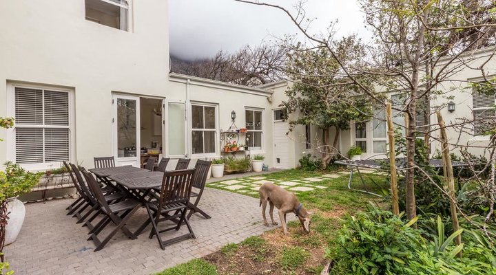 Modern Garden Studio In Cape Town Central