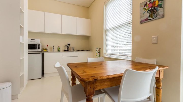 Modern Garden Studio In Cape Town Central