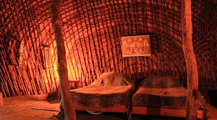 Ecabazini Zulu Homestead