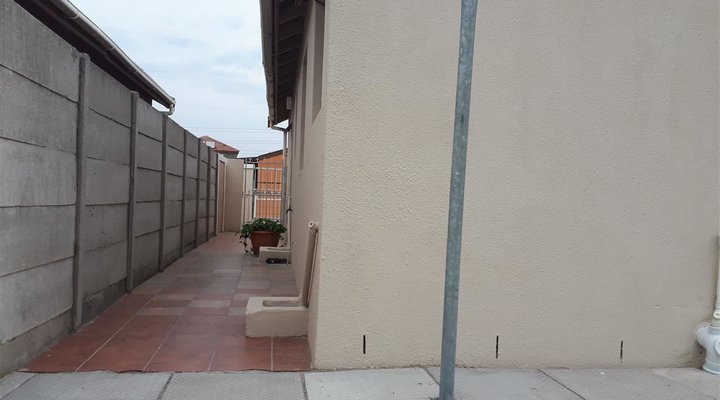 Booked Easy - Brentwood Park Near Airport 
