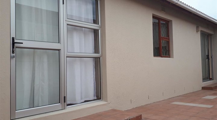 Booked Easy - Brentwood Park Near Airport 