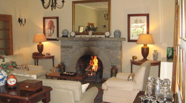 Lowlands Country House