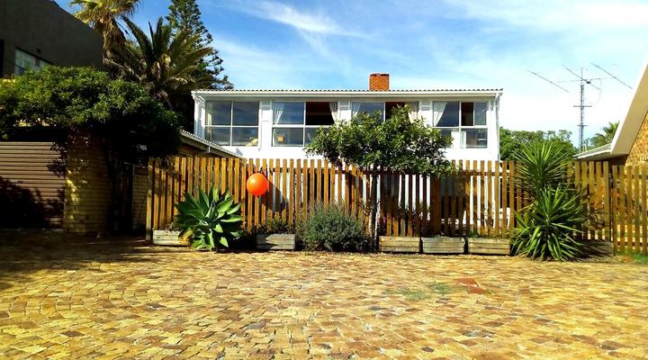 4 Beach Road Accommodation