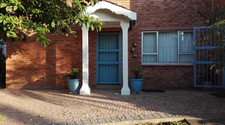 Pennington Garden Flat 