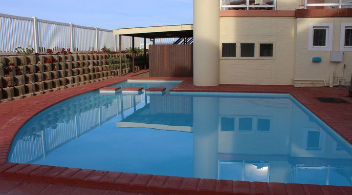 Waterside Living - Astons 14