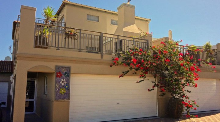 Colts Villa Apartments