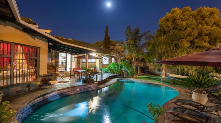 Karibu Guest House / Bed & Breakfast