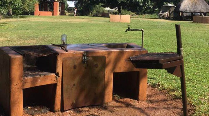 Backpacker Accommodation in South Luangwa Nat Park