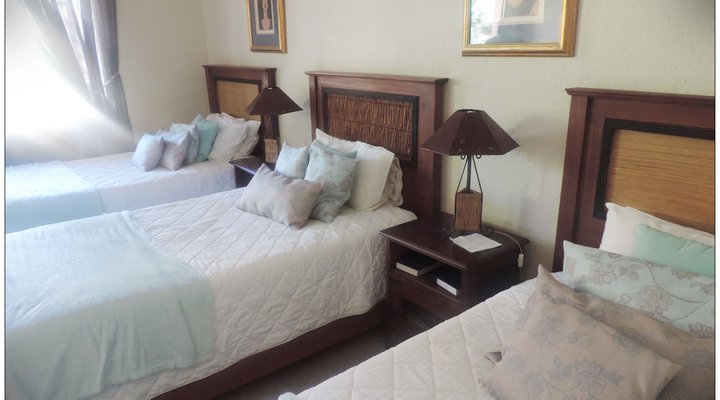 Sundowner Lodge