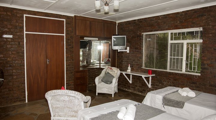 RRG - River Rapids Guestrooms