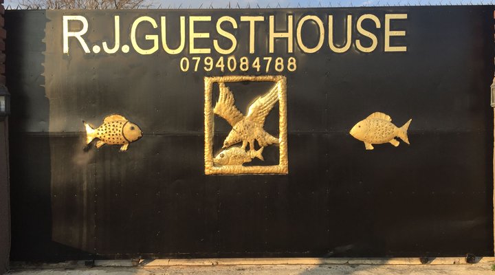 RJ Guesthouse