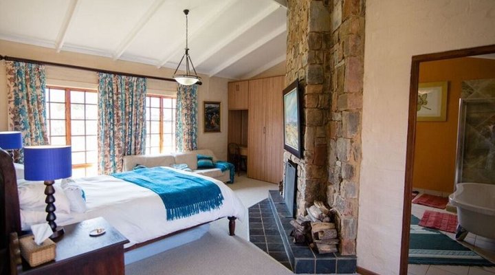 Aaah! Chimneys and Roses 