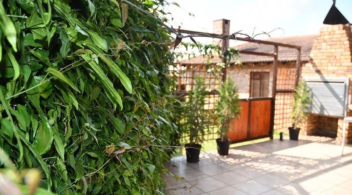 Goodbye Hello Garden Cottage 