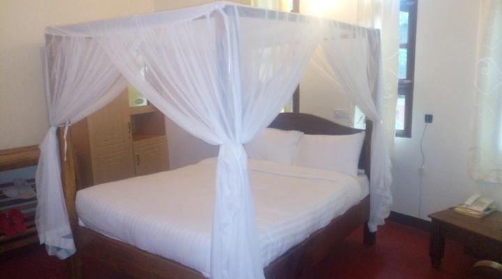 Flamingo Safari Lodge