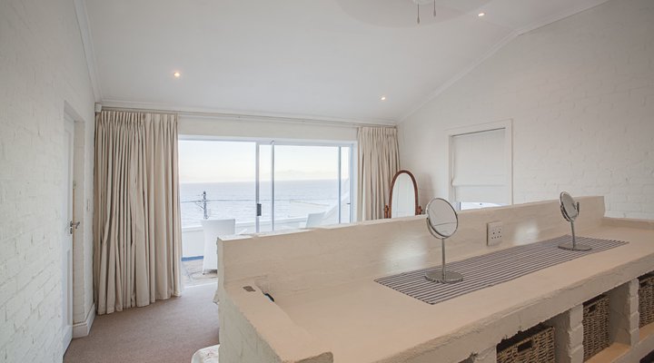 The Penguin Cove Sea Lodge