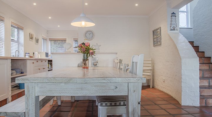 The Penguin Cove Sea Lodge