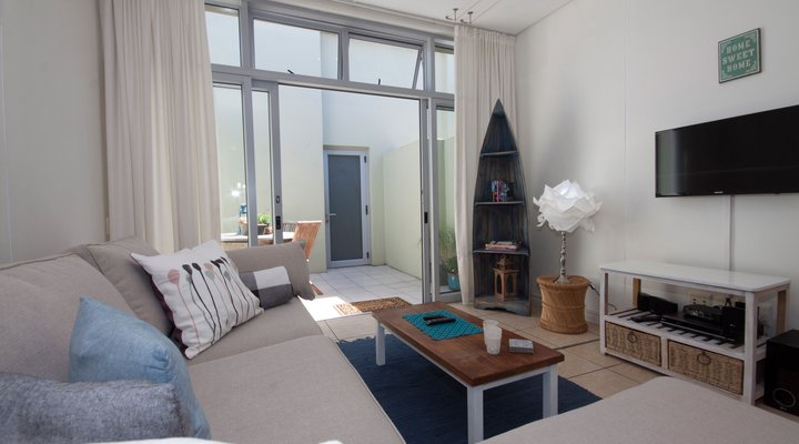 Seaside Deluxe Apartment