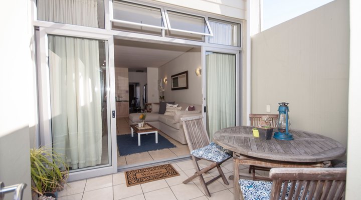 Seaside Deluxe Apartment