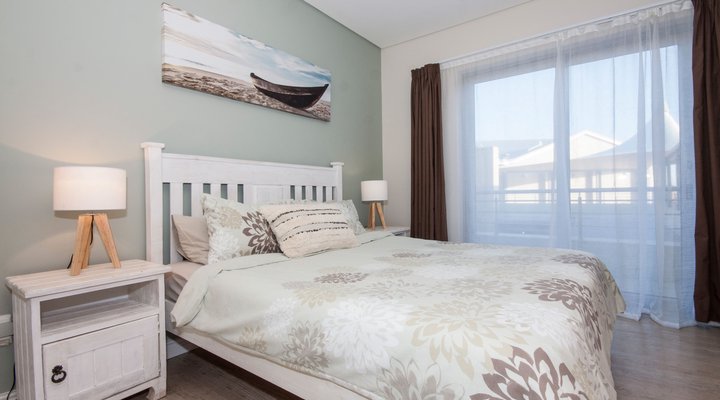 Seaside Deluxe Apartment