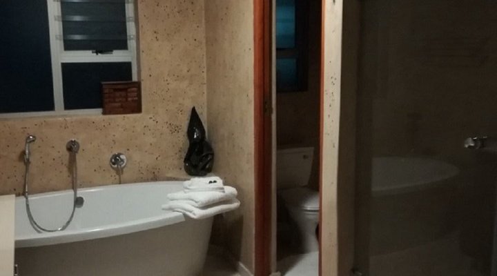 Oceans 32 Guesthouse