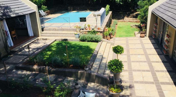 Amoris Guest House - Waterkloof Ridge