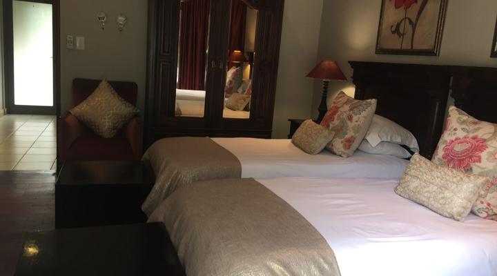 Amoris Guest House - Waterkloof Ridge