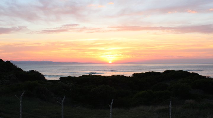 Waterside Living - Blues Bay 04